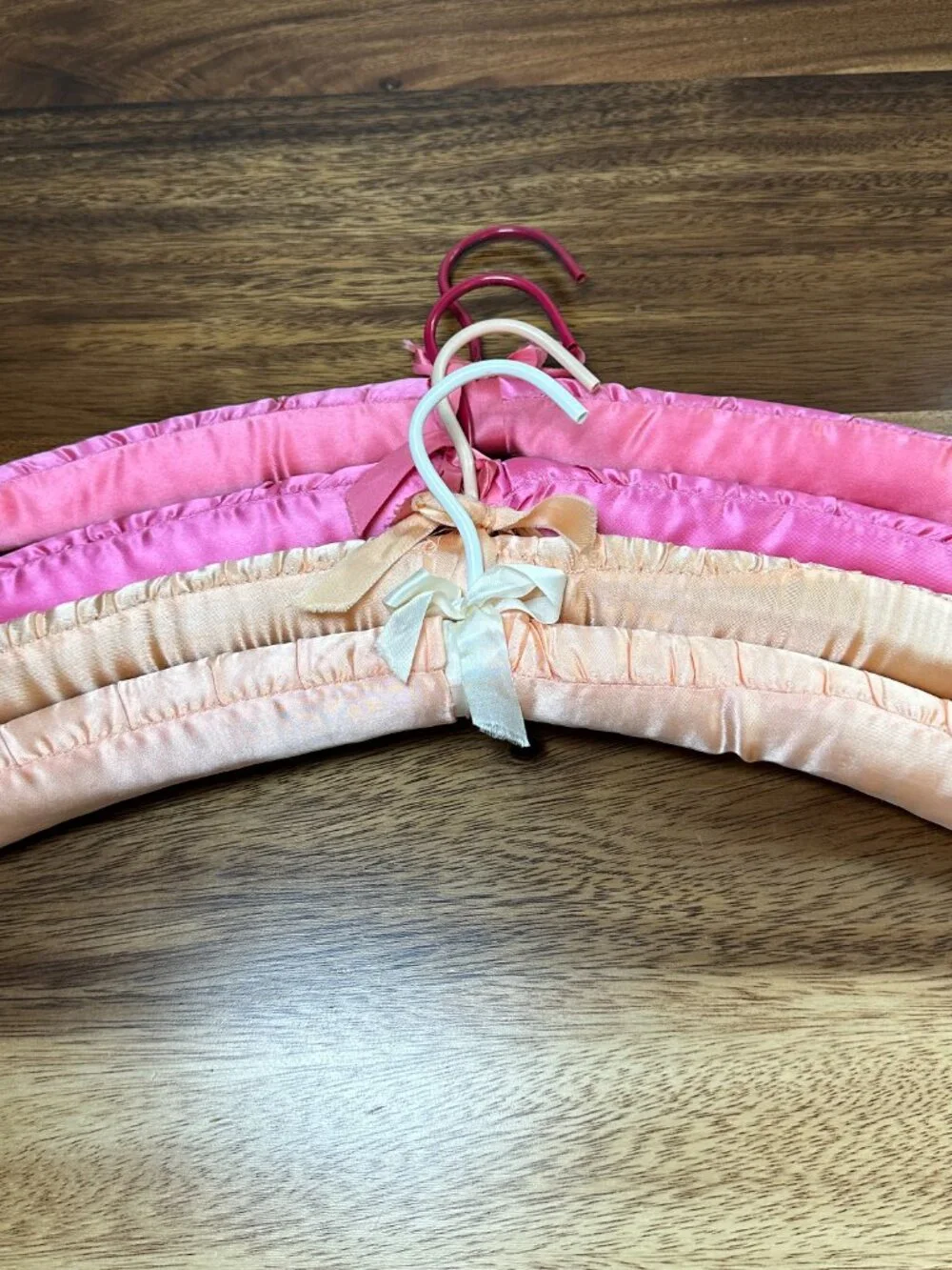 Vintage Satin Padded Hangers Lot of 4 5